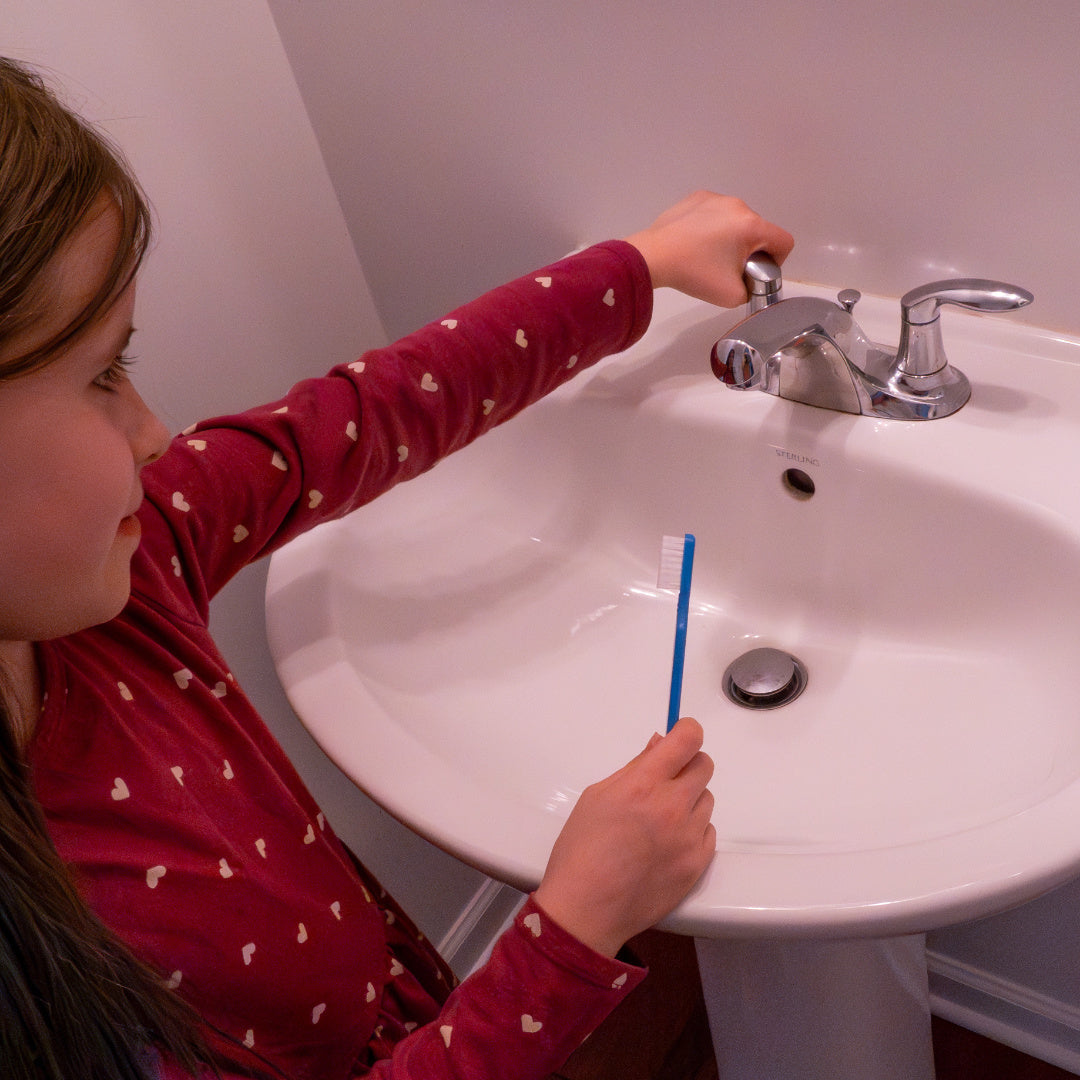 Bass Toothbrush - a special design proven to reduce gum disease ...